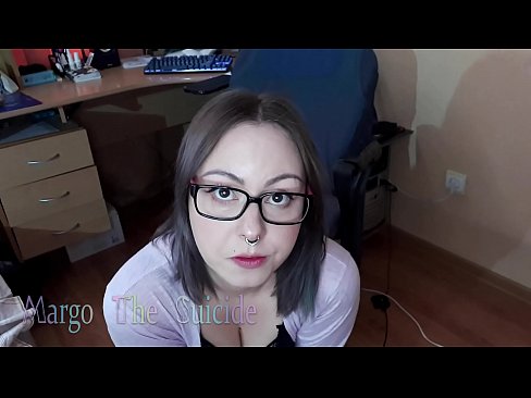 ❤️ Нүдний шилтэй тачаангуй охин камер дээр Шодойг гүн хөхөж байна ❤ Шударга гэдсээр видео манайд ☑